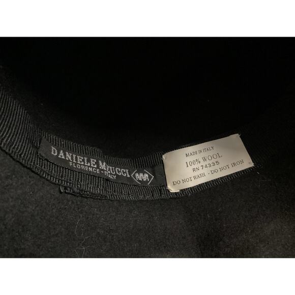 Daniele Meucci black cloche 100% wool hat solid black made in Italy - Picture 5 of 5
